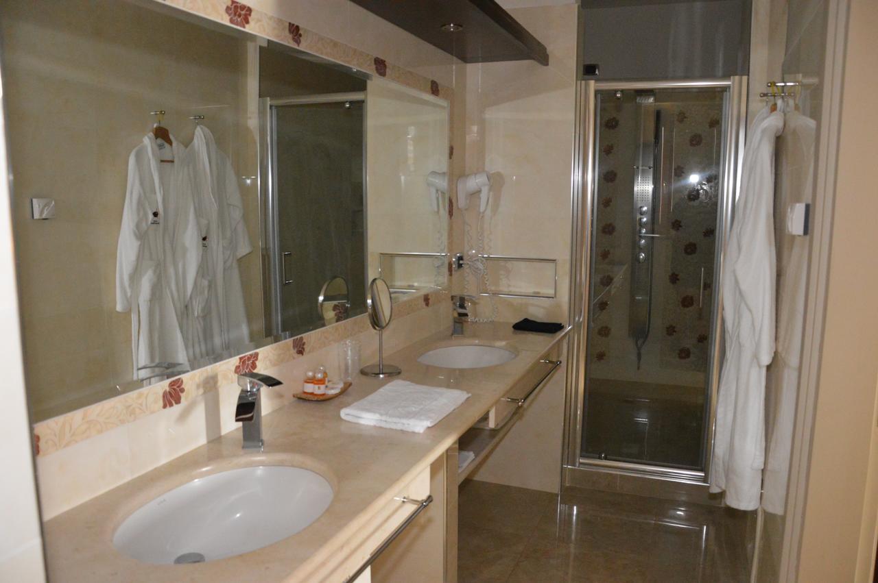 Roccamonfina Palace Hotel Habitación foto